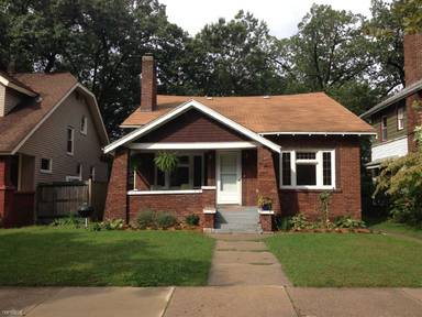 Main picture of 913 Calvin Ave SE