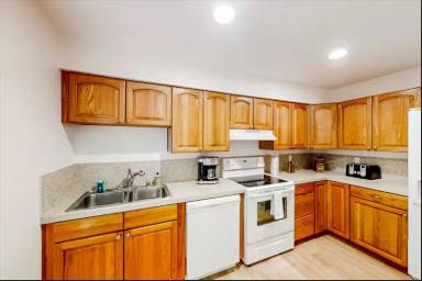 Main picture of 3716 W Oklahoma Ave