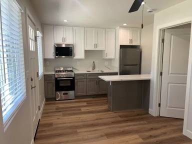 Main picture of 1211 N Cordova St