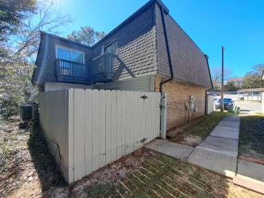 Main picture of Fairway Village