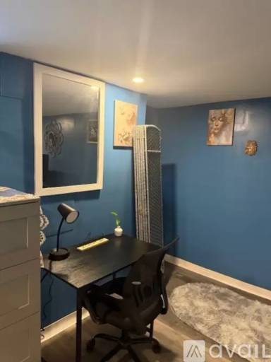 Main picture of 43 Astor Pl