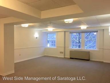 Main picture of 200 Broadway