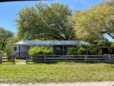 Main picture of 5670 Lauramore Rd
