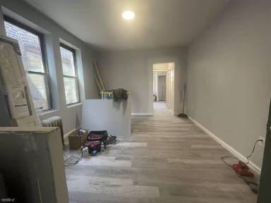 Main picture of 304 60th St