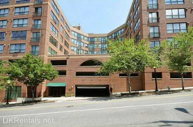 Main picture of Centennial House Condos