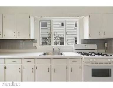 Main picture of 11 Whiton Ave
