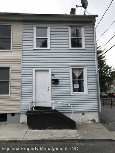 Main picture of 236 N Church St