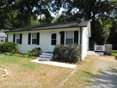 Main picture of 909 Lewiston Ave