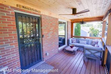 Main picture of 2223 Ravenwood Dr