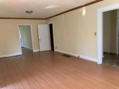 Main picture of 14062 SE Foster Rd