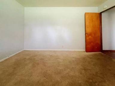 Main picture of 11401 E Jackson St