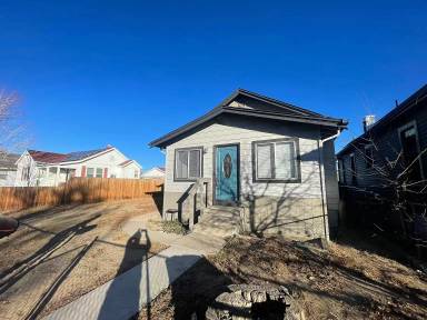 Main picture of 4872 Lincoln St