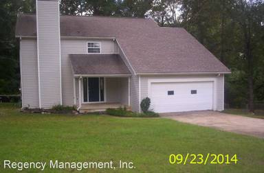 Main picture of 106 Christopher Dr