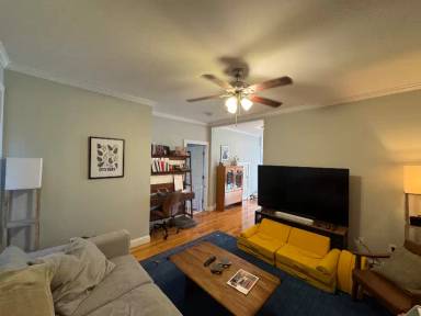 Main picture of 327 High St