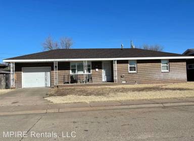 Main picture of 3012 25th St