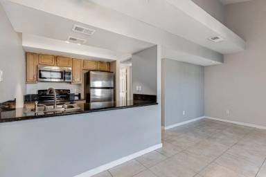 Main picture of Delano Place