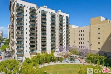 Main picture of 416 S Spring St