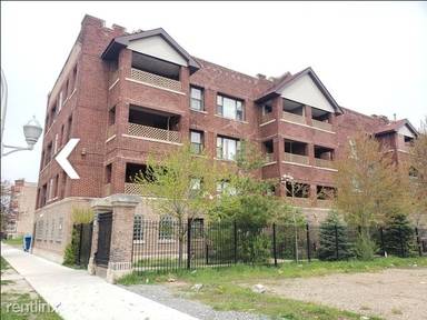 Main picture of 5219 South Calumet Avenue - 5225-2B