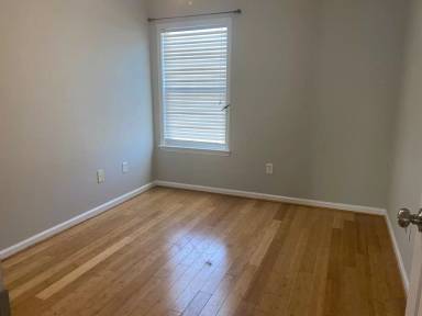 Main picture of 2213 River Park Ct