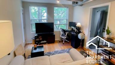 Main picture of 2520 W Leland Ave