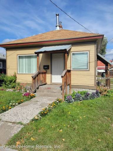 Main picture of 1217 W Ave