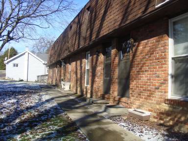 Main picture of 393 Moon Clinton Rd