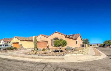 Main picture of 680 W Camino del Rosal