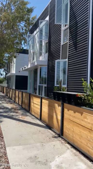 Main picture of 22601 Harvard Blvd