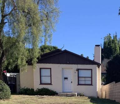 Main picture of 38 N Laurel St