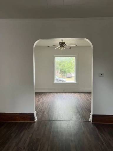 Main picture of 801-813 W 8th St Apartments