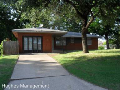 Main picture of 701 Hardin Dr