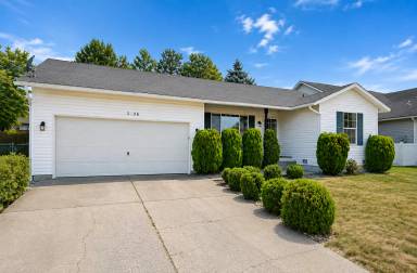 Main picture of 2806 Oxford Ln