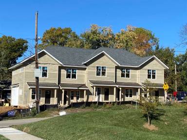 Main picture of 613 E 12th St