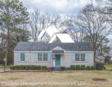 Main picture of 1170 Pecan Blvd