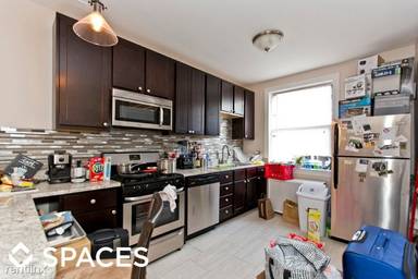 Main picture of 4812 N Oakley Ave