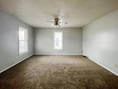 Main picture of 1817 W 8th St