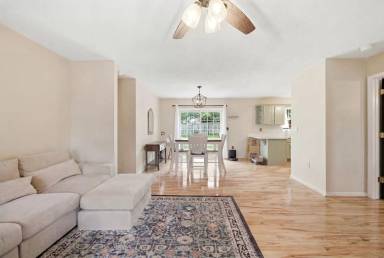 Main picture of 75 Brendan Ln