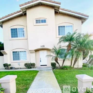 Main picture of 102 Avenida Lucia