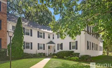 Main picture of 1319 S Walter Reed Dr