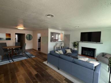 Main picture of 410 Quincy St