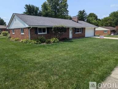 Main picture of 623 Crestview Dr