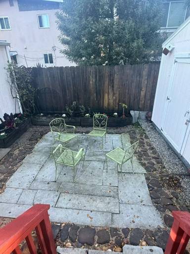 Main picture of 4106 Walnut St