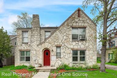 Main picture of 2815 Primrose Ave