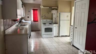Main picture of 1597 Woodman Dr