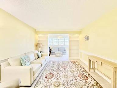 Main picture of 10350 Imperial Point Dr W