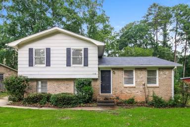 Main picture of 6183 Fieldcrest Dr