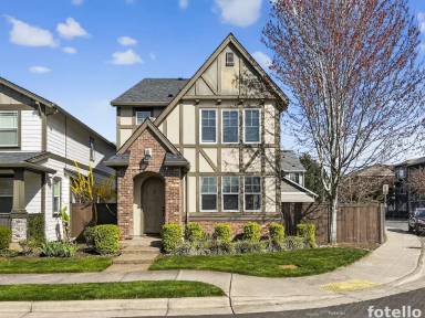 Main picture of 456 SW 203rd Ter