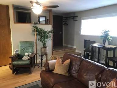 Main picture of 4224 Blackthorne Ave