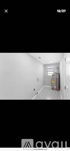 Main picture of 456 Palace St