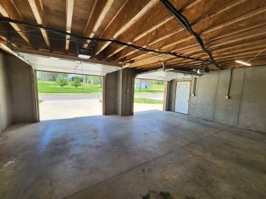 Main picture of 421 N 6th St